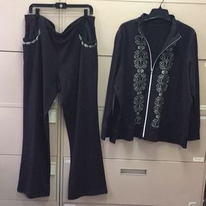 women plus  french terry embellisment set sz 18/20